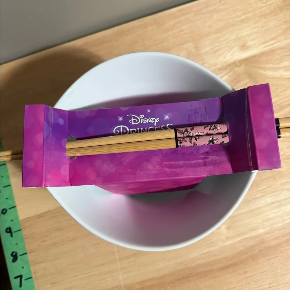 Disney Princess Floral Ramen Bowl with Chopsticks ceramic Tiana Belle Aurora